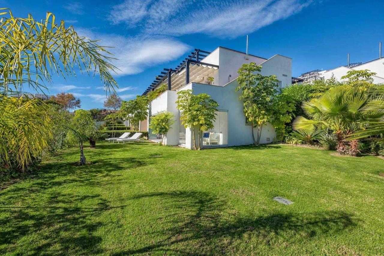 Golf & Santa Clara By Houselogy Marbella